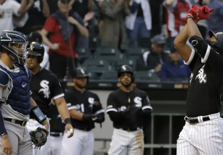 Eloy Jiménez ha pegado cinco bambinazos en sus últimos seis partidos. Foto AP