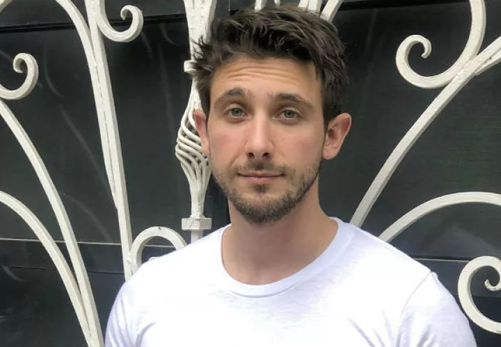 Emiliano Zurita, hijo de Christian Bach. 
