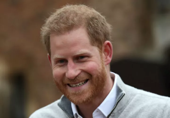 El príncipe Enrique del Reino Unido anuncia que su mujer, duquesa de Sussex, Meghan, ha dado luz a su primer hijo. Foto: EFE.