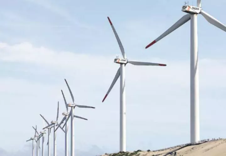La generación de energía renovable disminuyó 38.2%, según las cifras oficiales.