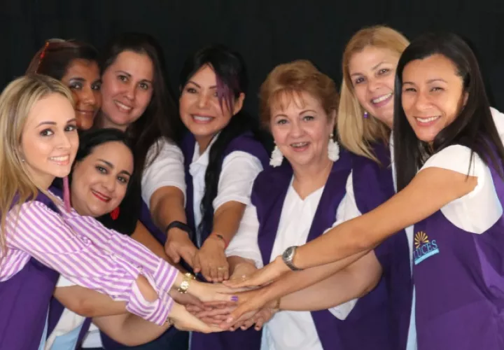 No existe sensibilidad para con las personas que padecen esta condición. 