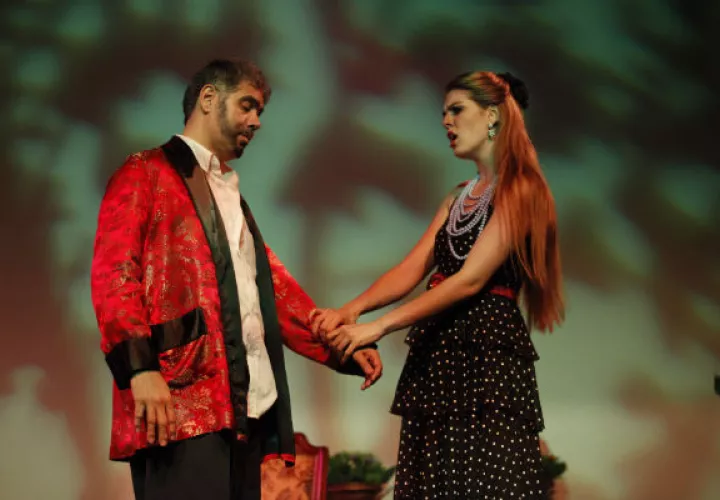  Eric Molino y Peggy Boussounis. /Foto: Archivo.