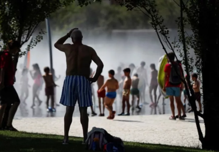 En España la ola de calor será más intensa este viernes y se espera que llegue hasta los 42 grados s o más, en zonas del valle del Ebro, Madrid y áreas de la cuencas del Tajo, Guadiana y Guadalquivir. FOTO/EFE