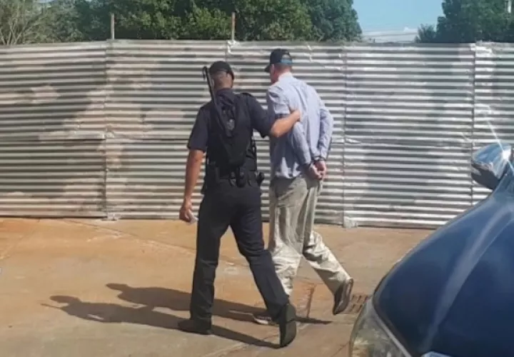 Ciudadano norteamericano es detenido.