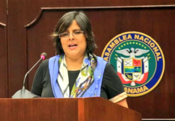 Eyda Varela de Chinchilla buscaría quedar como directora por los próximos cinco años.