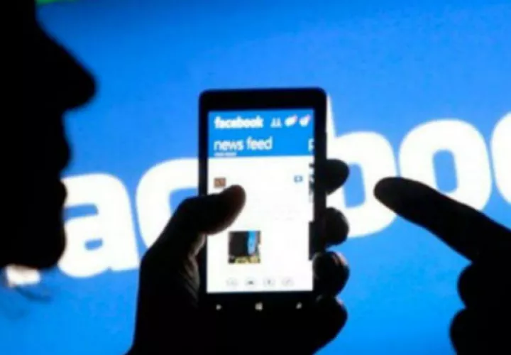 Mark Zuckerberg prometió una reconversión de Facebook. Foto/EFE