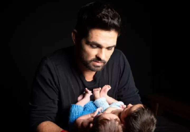 Esta es la imagen que compartió hace unos días Ferdinando Valencia para presentar oficialmente a sus hijos.  Foto: Instagram