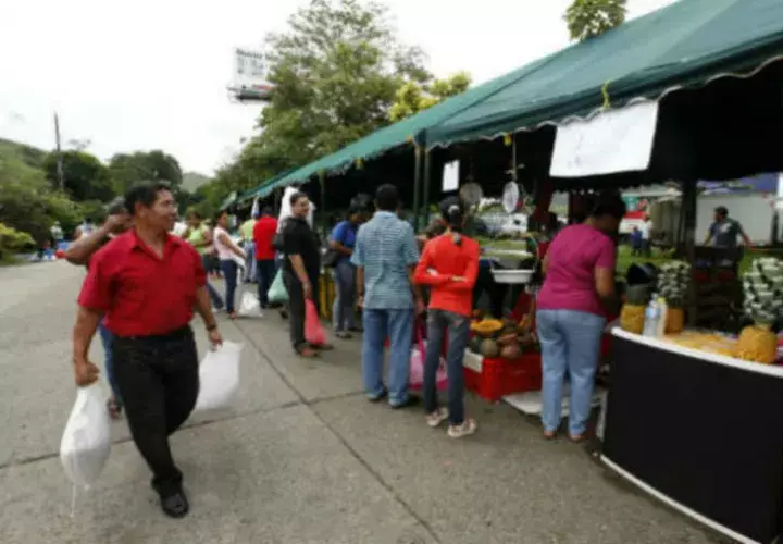  Por motivo de fiestas patrias las ferias se cambiaron para mañana 1 de noviembre