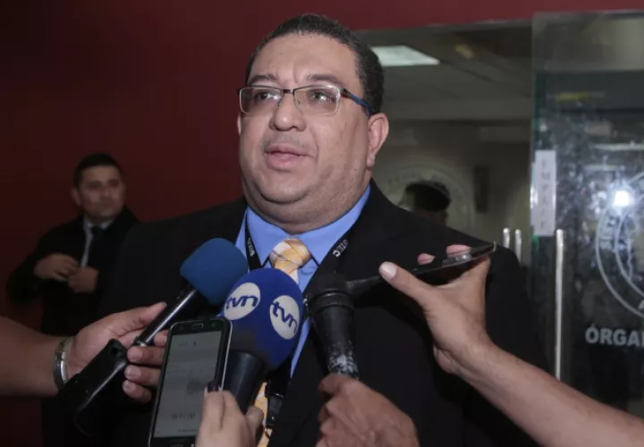 Ricaurte Donato González, fiscal en el juicio oral seguido a Ricardo Martinelli Berrocal. Foto de Víctor Arosemena