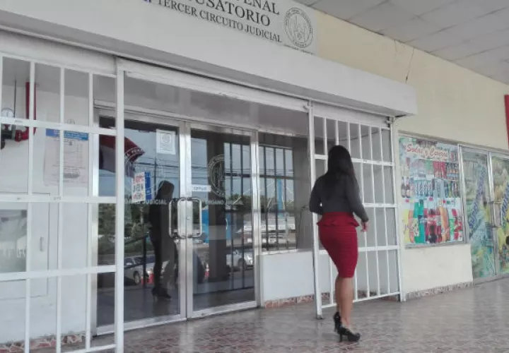 Arrestan a fiscal adjunta de Panamá Oeste por supuestamente pedir 600 dólares para intervenir en un proceso. Foto: Panamá América.