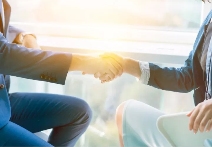 Foto de Tarjeta de visita creado por freepik.