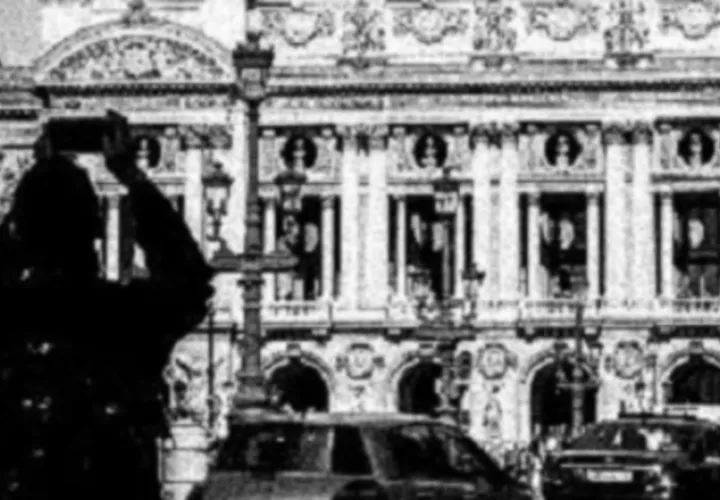 Exhibición "La Luz y la Ciudad". 