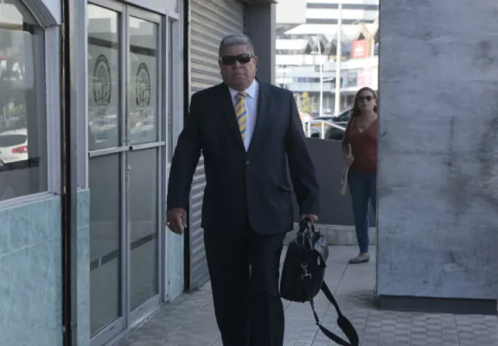 Franz Wever aspira a ser escogido por la Asamblea Nacional como magistrado del Tribunal de Cuentas.