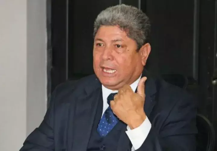 Franz Wever, secretario general de la Asamblea Nacional. 