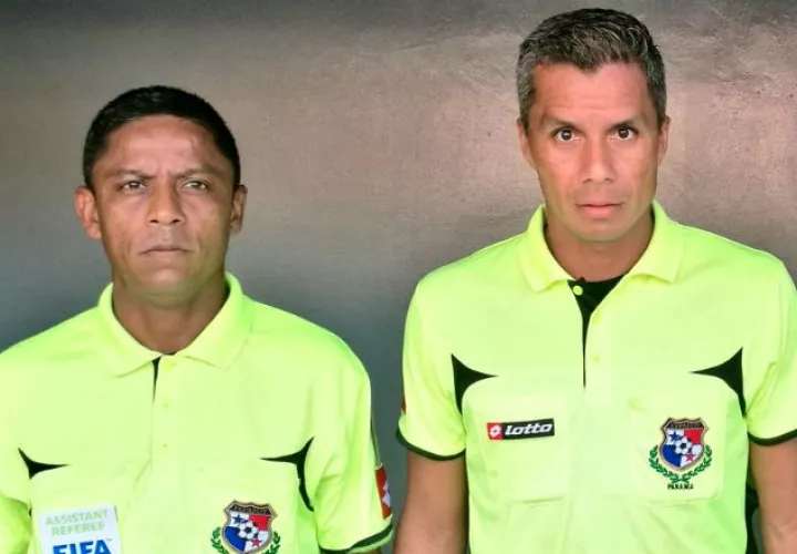 Gabriel Victoria (izq.) y John Pittí estuvieron en el pasado mundial. Foto Archivo