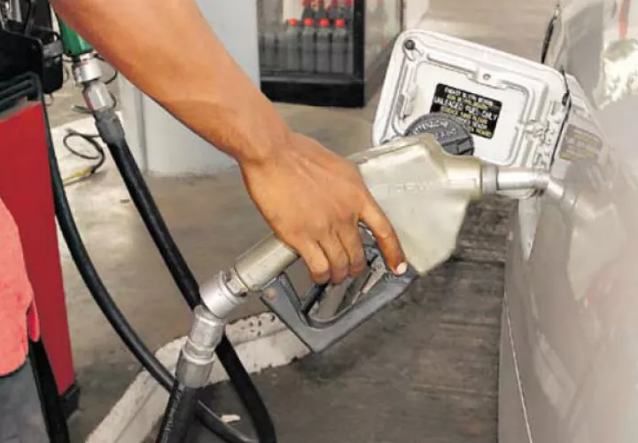 La gasolina de 95 octanos tendrá un costo de $0.80 el litro,  registrando una baja de $0.02.