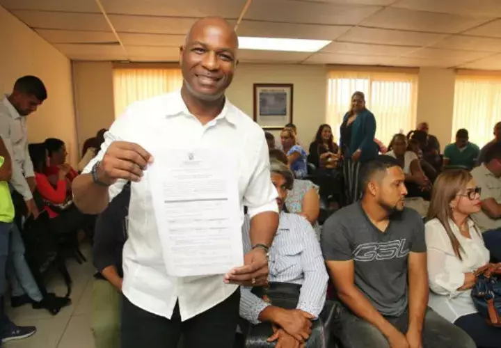 Gerald Cumberbatch de Independiente a Panameñista. Foto/Redes