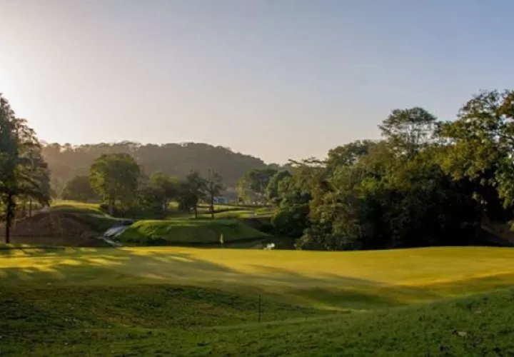 El Club de Golf de Panamá celebra su centenario.
