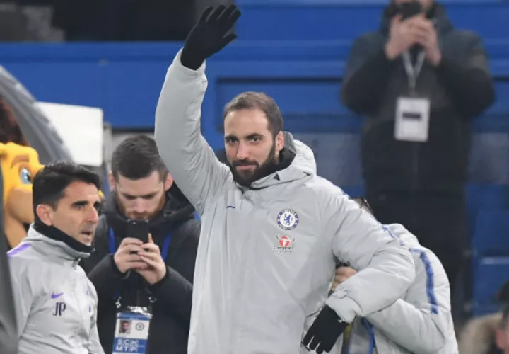 Gonzalo Higuaín ya debutó con el Chelsea. Foto EFE