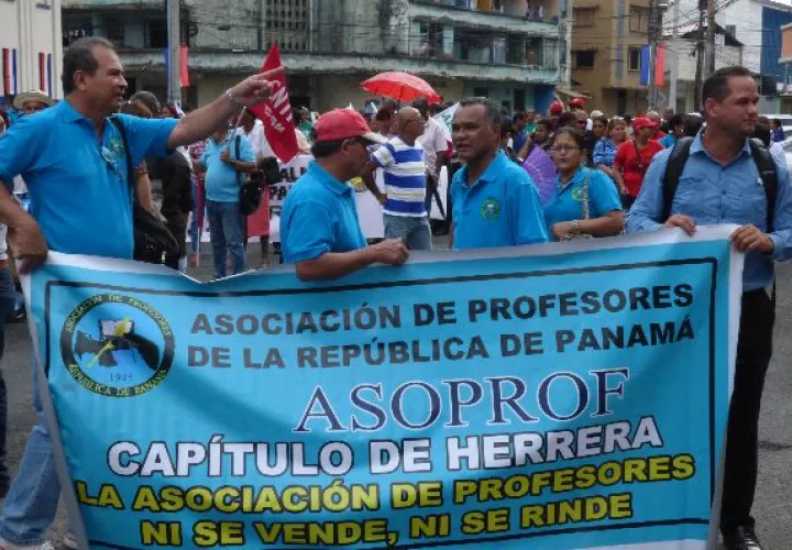Los dirigentes de los gremios magisteriales le hicieron una serie de peticiones al presidente Laurentino Cortizo.