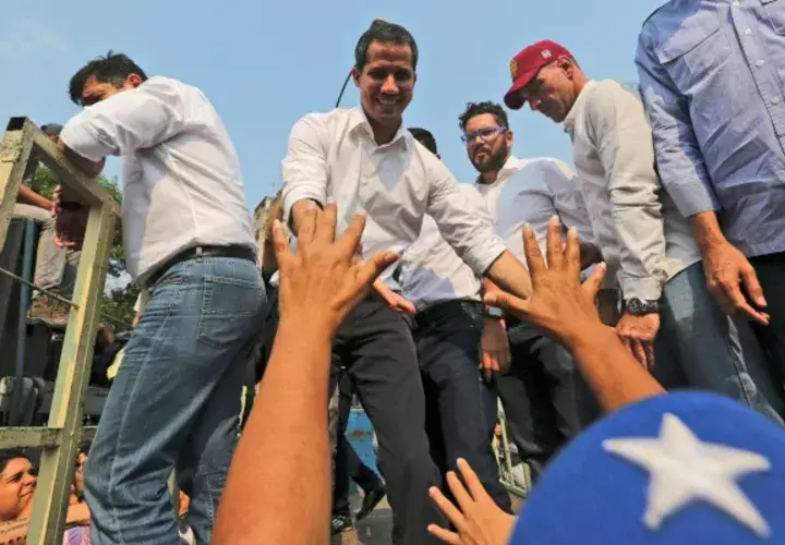 Juan Guaidó, de 35 años, se refirió al debate del Consejo de Seguridad y planteó que el caso venezolano se debe evaluar “todas las acciones” porque “no podemos permitir que se perpetúe el hambre”. FOTO/AP