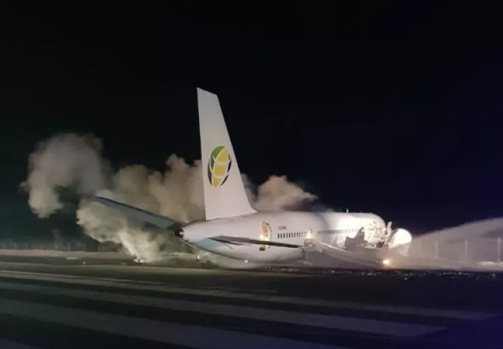 A bordo viajaban 118 pasajeros y ocho miembros de la tripulación.