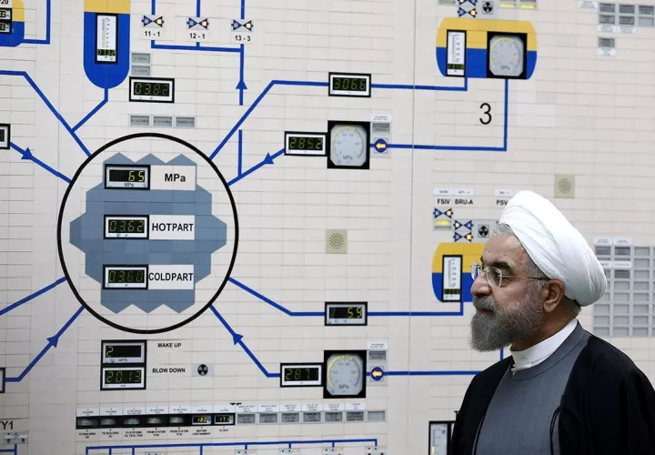  Irán debe limitar su programa nuclear para no poder desarrollar a corto plazo una bomba atómica, aseguran.