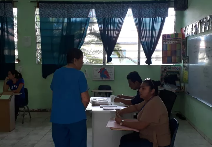 Cinco eran los centros de votación habilitados en el distrito para estas primarias. Foto/Thays Domínguez