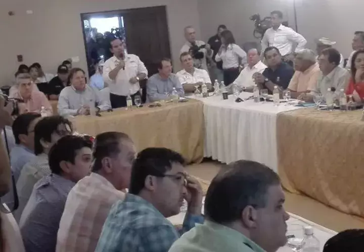 Rechazan las importaciones de carne y leche. Foto: Thays Domínguez. 