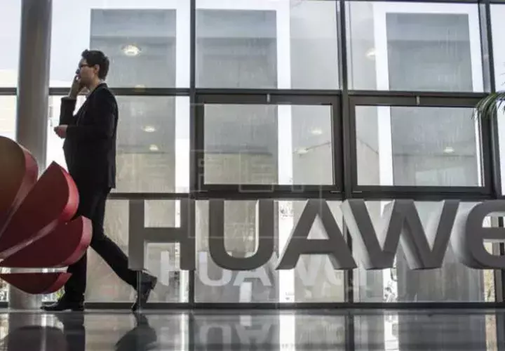 A finales de enero, las autoridades estadounidenses presentaron cargos penales contra Huawei y Meng Wanzhou, directora financiera de la empresa.
