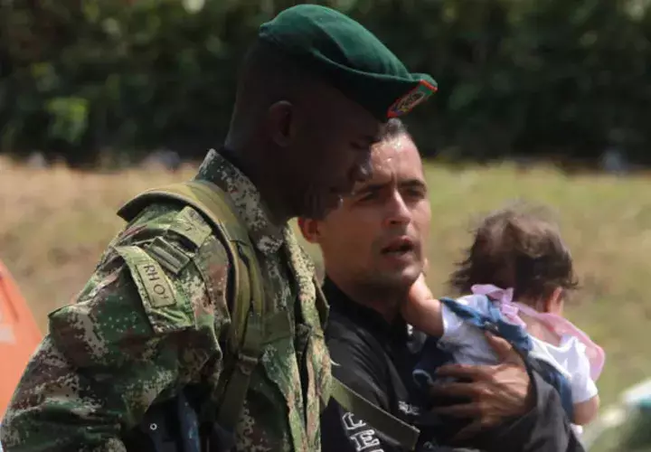 Las autoridades colombianas siguen de cerca el ingreso de militares venezolanos a su país. FOTO/EFE