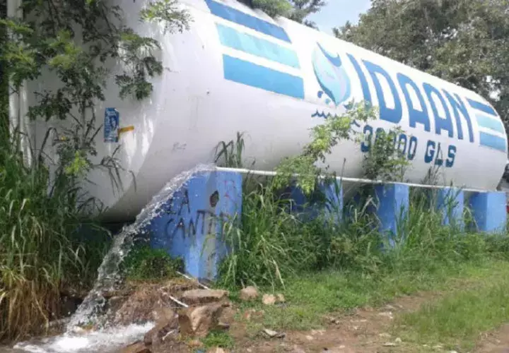 La desigualdad en la distribución de agua, problemas para cobrar la tarifa y temas administrativos están causando estragos en la entidad. Archivo