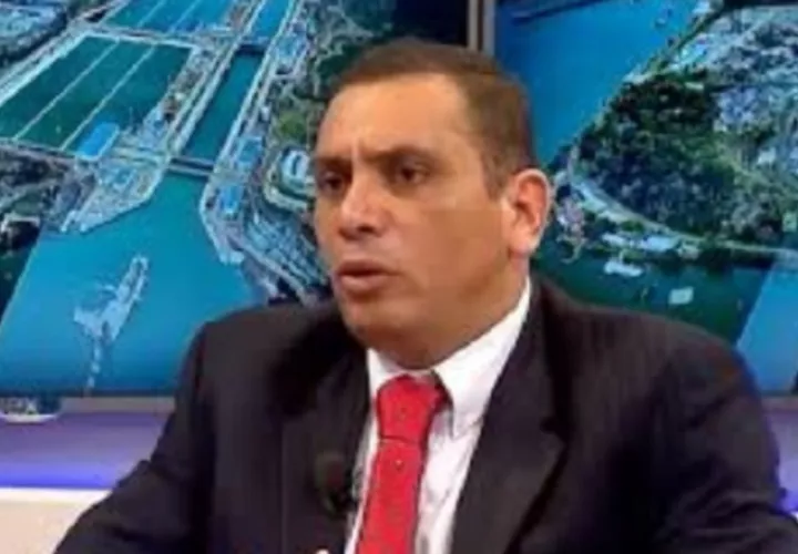  Carlos Reyes, presidente del Sindicato de Trabajadores del Canal.