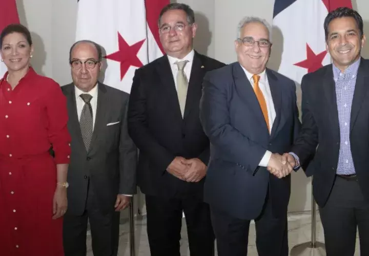 Piden que los candidatos independientes pasen del debate de firmas a las presentaciones de sus propuestas de gobierno. /Foto Víctor Arosemena