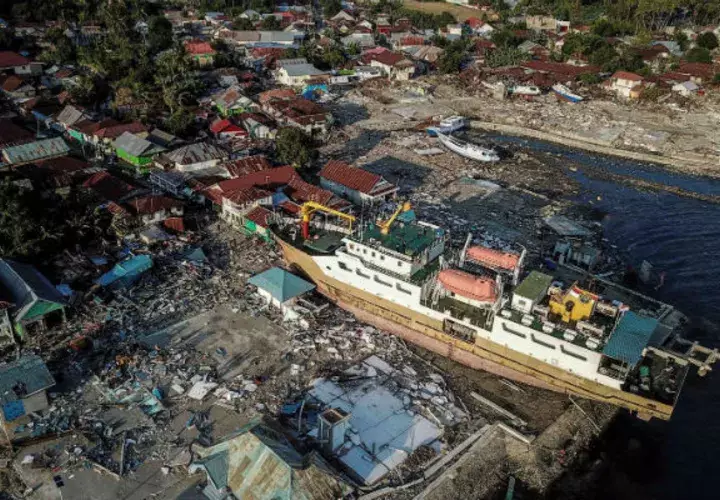 Daños causados por el terremoto y tsunami del pasado viernes en Indonesia. EFE 
