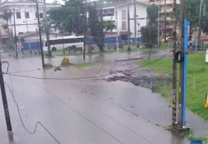 La anegación se produjo a primeras horas de ayer.  Diomedes Sánchez