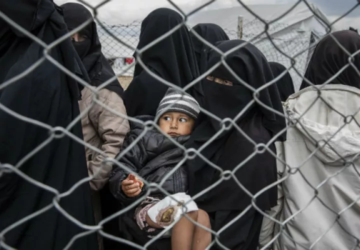Condiciones peligrosas hacen que campamento en Siria para ex esposas de ISIS propicie radicalización. Foto/ Ivor Prickett para The New York Times.