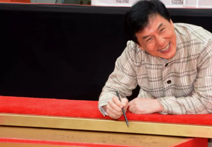 “Muere Jackie Chan a los 61 años": el rumor propagado en Internet. Foto: Panamá América.