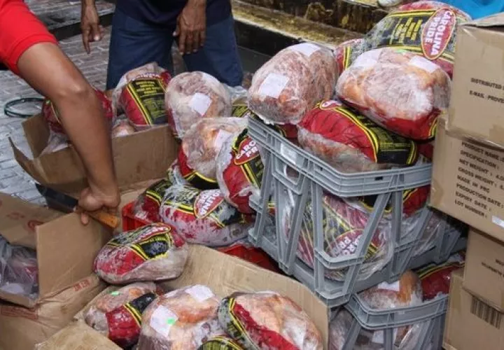 A partir de este año no se contará con la tradicional venta de jamones navideño importados.