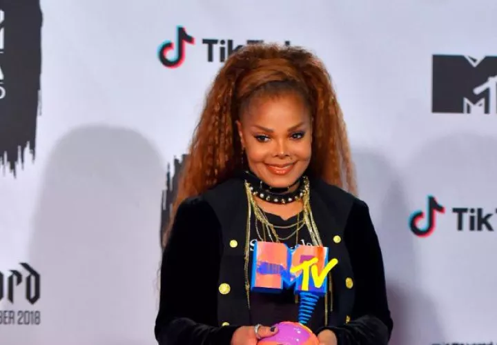 Janet Jackson anunció su embarazo a los 50 años. 