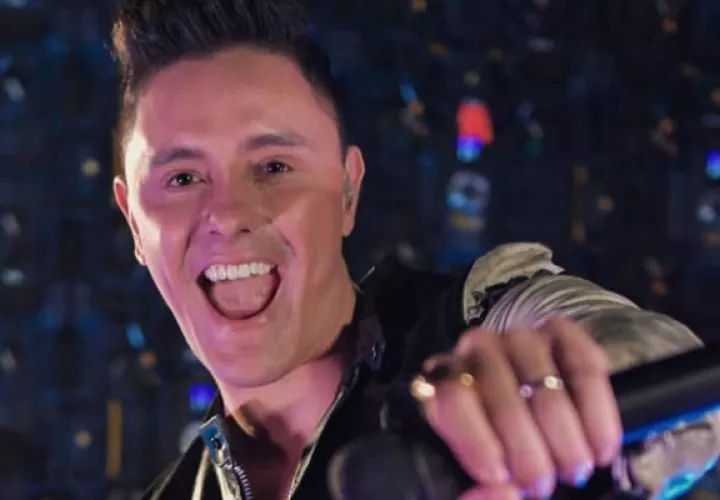 Joey Montana.
