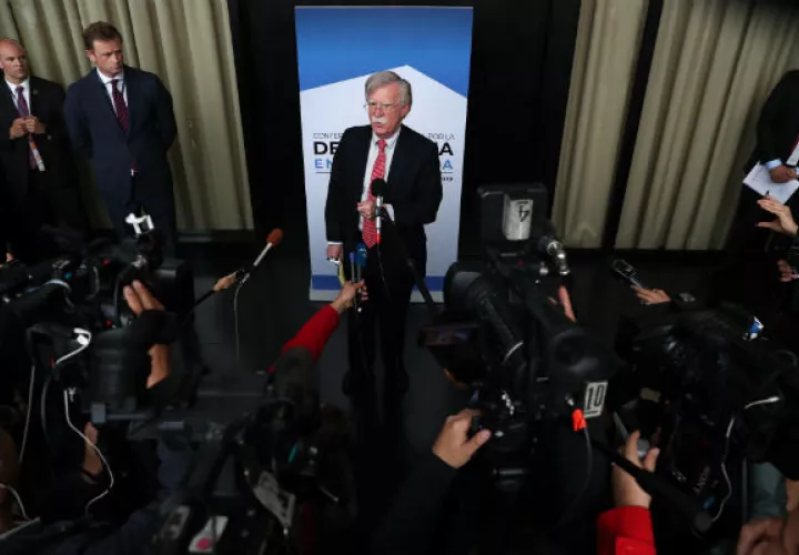 El asesor de Seguridad Nacional de la Casa Blanca, John Bolton, en rueda de prensa en Lima. Foto: EFE.
