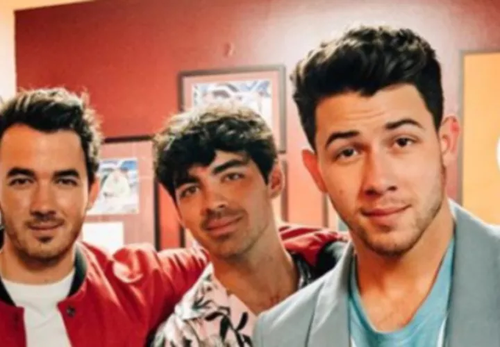 Jonas Brothers.  Instagram 