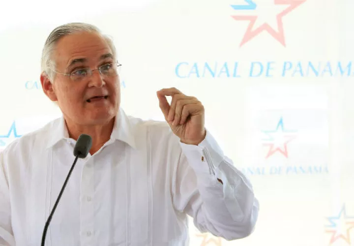 El convenio, a cinco años prorrogables por uno, fue firmado en el sitio histórico por el administrador del Canal de Panamá, Jorge Quijano, y el presidente del Patronato de Portobelo y San Lorenzo, Juan Carlos Croston.Foto/Efe
