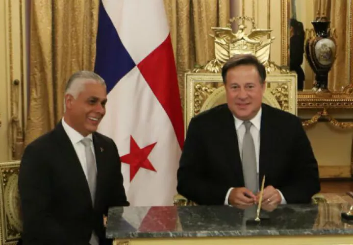 Jorge González, Ministro de la Presidencia. 