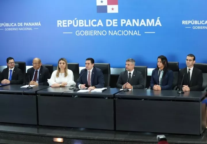 José Gabriel Carrizo encabezó la conferencia de prensa del quinto Consejo de Gabinete.