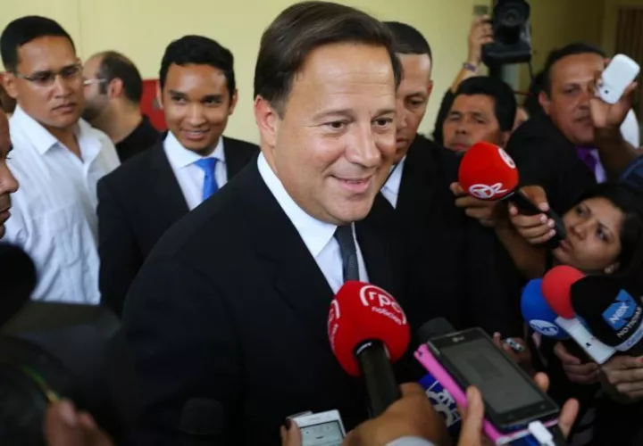 Juan Carlos Varela se fue en gira oficial con 'Picuiro' y otros cuatro altos funcionarios. Foto: Panamá América.