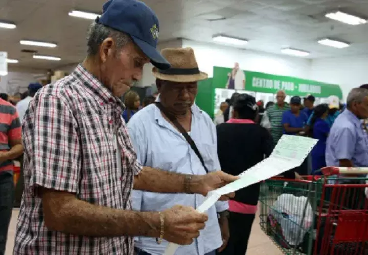 Los jubilados están exigiendo un incremento en sus jubilaciones y pensiones. Archivo