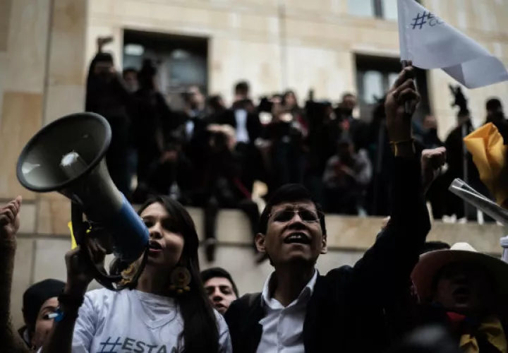 Con esa determinación, tomada por los magistrados de la Sala de Instrucción de la Corte, el tribunal podrá adoptar otras decisiones, que incluso pueden llegar a la imputación de cargos.