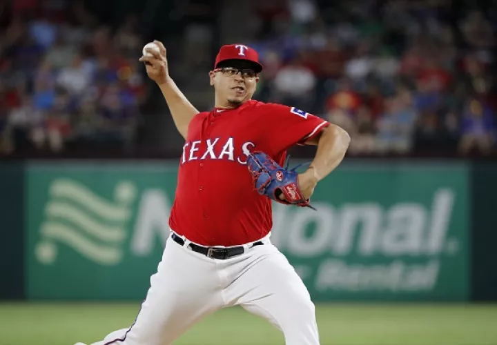 Jurado juega su segunda temporada en la MLB.